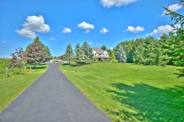 717 Metler RD, Pelham, ON L0S 1C0