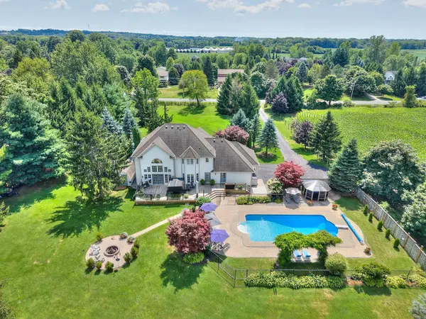 717 Metler RD, Pelham, ON L0S 1C0