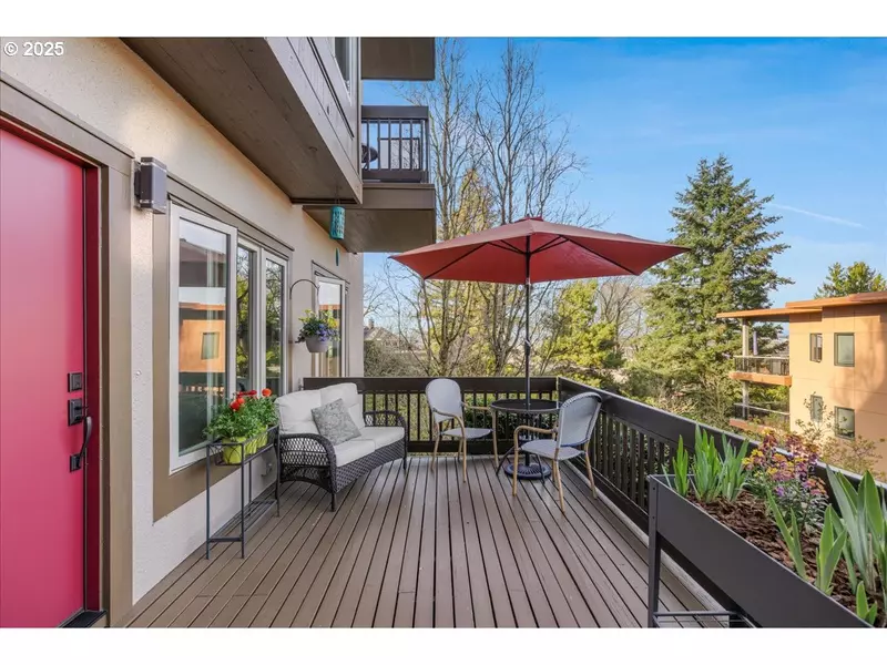 724 NW WESTOVER CIR, Portland, OR 97210