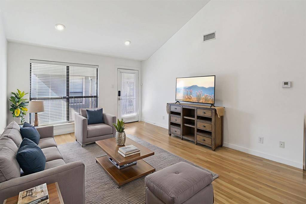 5816 Birchbrook Drive #219, Dallas, TX 75206