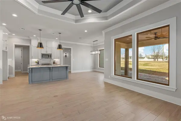 143 Arbor Place, Bossier City, LA 71111