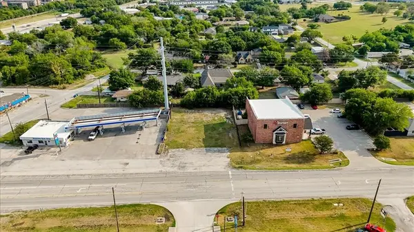 205 E Byron Nelson Boulevard, Roanoke, TX 76262