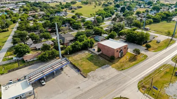 205 E Byron Nelson Boulevard, Roanoke, TX 76262