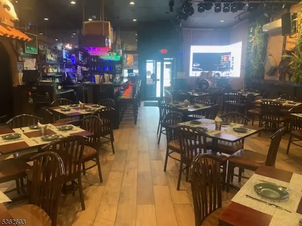 168 Mcwhorter St, Newark City, NJ 07105