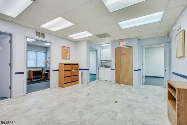 11 Clyde Rd, Franklin Twp., NJ 08873