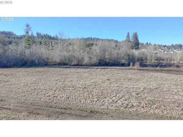 87678 Territorial HWY, Veneta, OR 97487