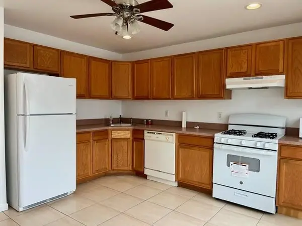 22 Spirit LN, Staten  Island, NY 10303