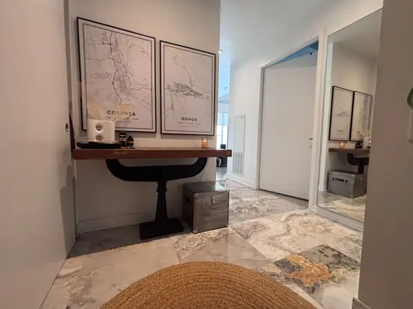 161 Roehampton AVE #208, Toronto C10, ON M4P 1P9