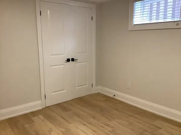 229 West 18th ST, Hamilton, ON L9C 4H1