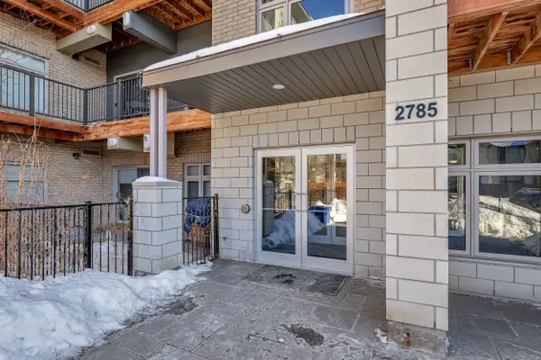 2785 Baseline RD #415, Parkway Park - Queensway Terrace S And Area, ON K2H 0B7