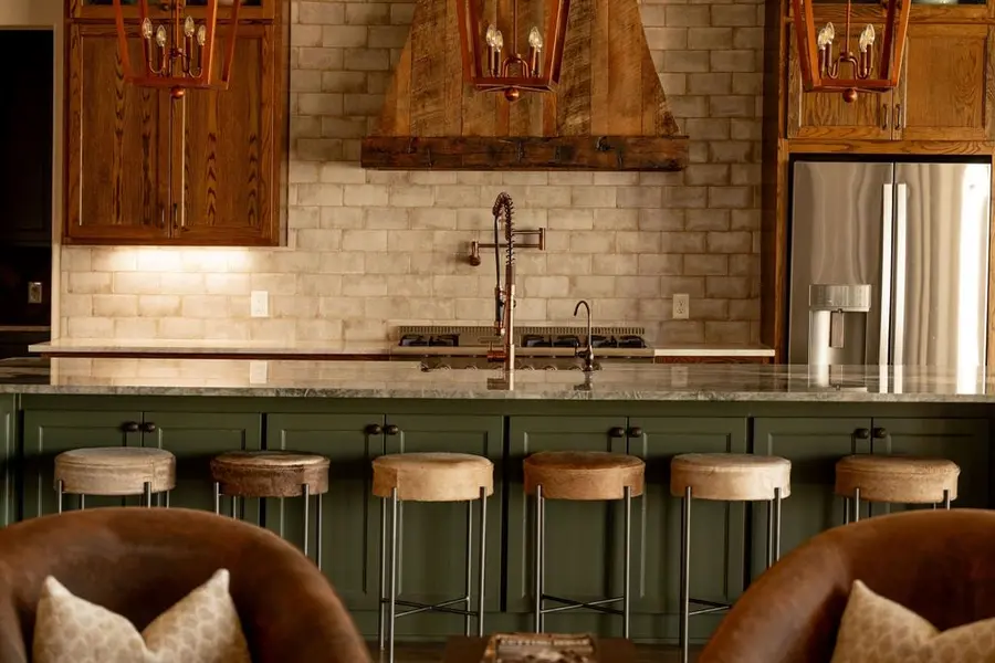 553 Royal Santana Run, Weatherford, TX 76087