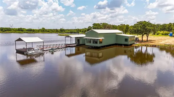 380 PR 297, Bowie, TX 76230