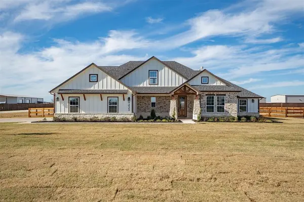 9433 Bluestem Lane, Dish, TX 76247