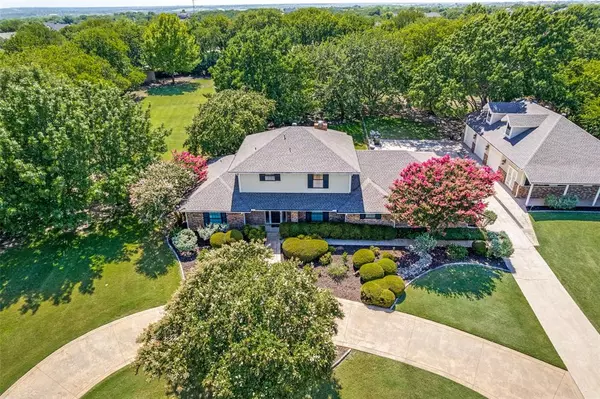 4100 Rawleigh Drive, Fort Worth, TX 76126