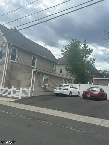 954 W 4Th St, Plainfield City, NJ 07063