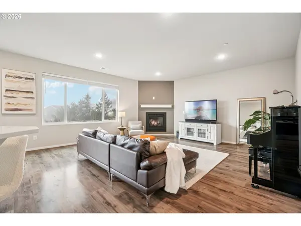 1712 NE PIONEER LN, Camas, WA 98607