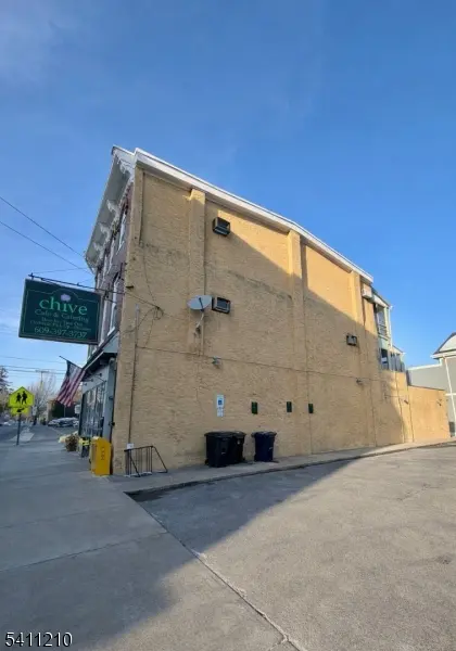 74 N Main St, Lambertville City, NJ 08530