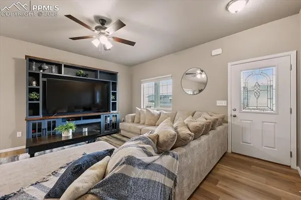 5332 Gannet LN, Pueblo, CO 81008