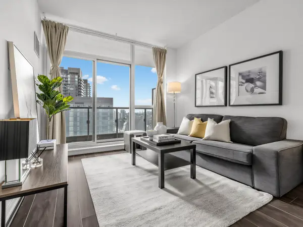 66 Forest Manor RD #1110, Toronto C15, ON M2J 0B7