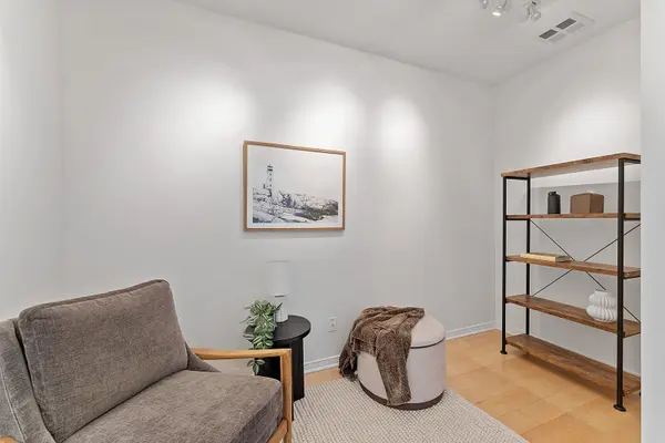 8 Hillcrest AVE #PH106, Toronto C14, ON M2N 6Y6