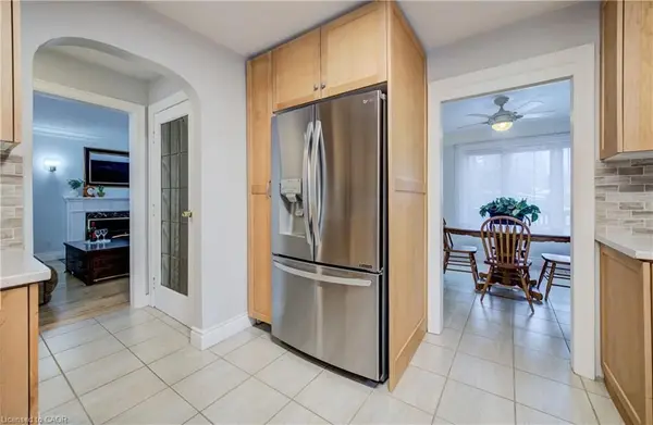 76 Brentwood AVE, Kitchener, ON N2H 2C8