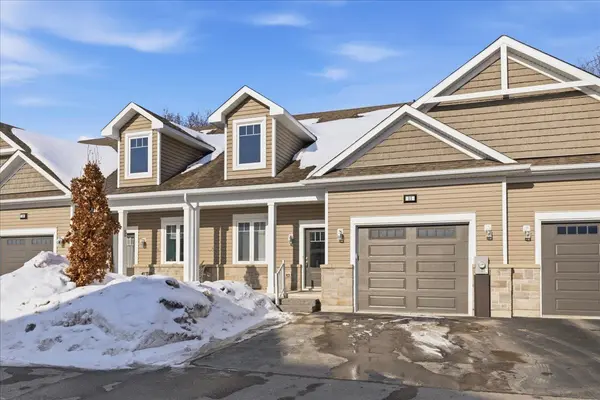 24 George ST N #11, Minto, ON N0G 1Z0