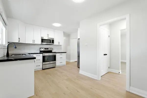 929 Upper Ottawa ST, Hamilton, ON L8T 3V6