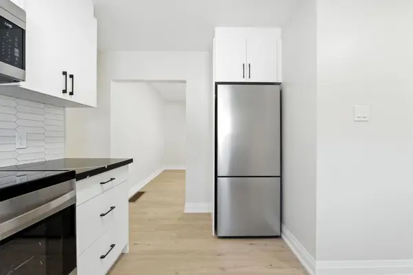 929 Upper Ottawa ST, Hamilton, ON L8T 3V6