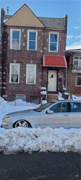 8811 Bedell LN, Brooklyn, NY 11236