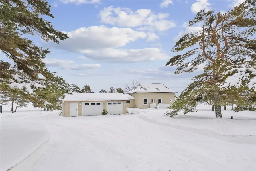 1320 Heights RD, Kawartha Lakes, ON K9V 4R3