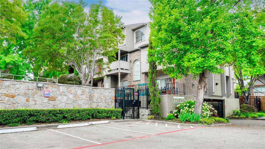 5740 Martel Avenue #A19, Dallas, TX 75206