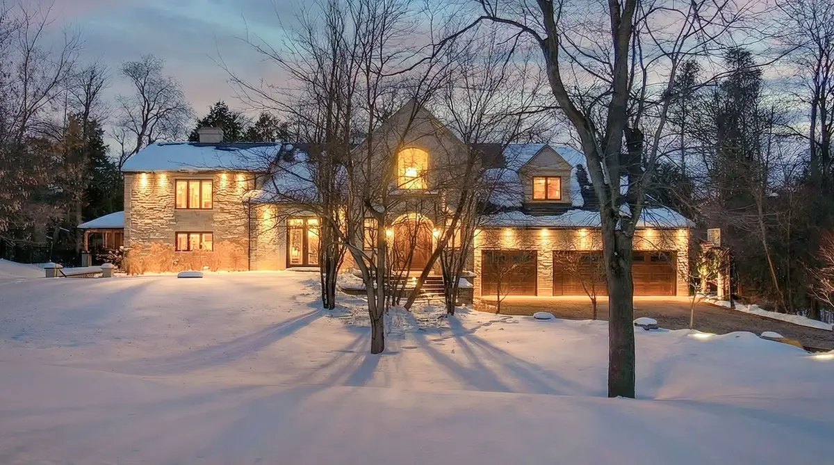 43 Woodland Acres CRES, Vaughan, ON L6A 1G1