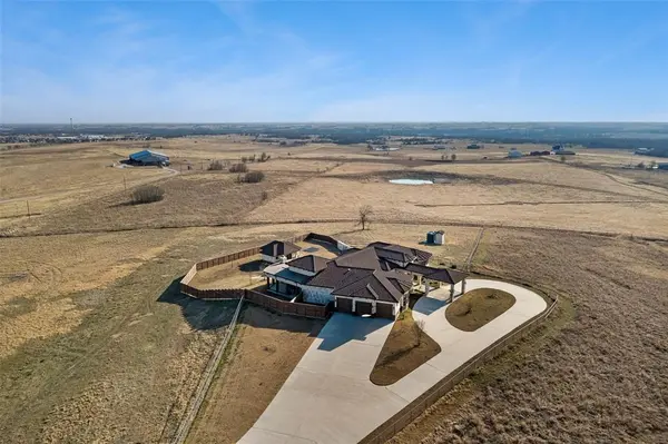 353 County Road 2510, Decatur, TX 76234