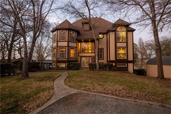 122 Bayside Circle, Malakoff, TX 75148