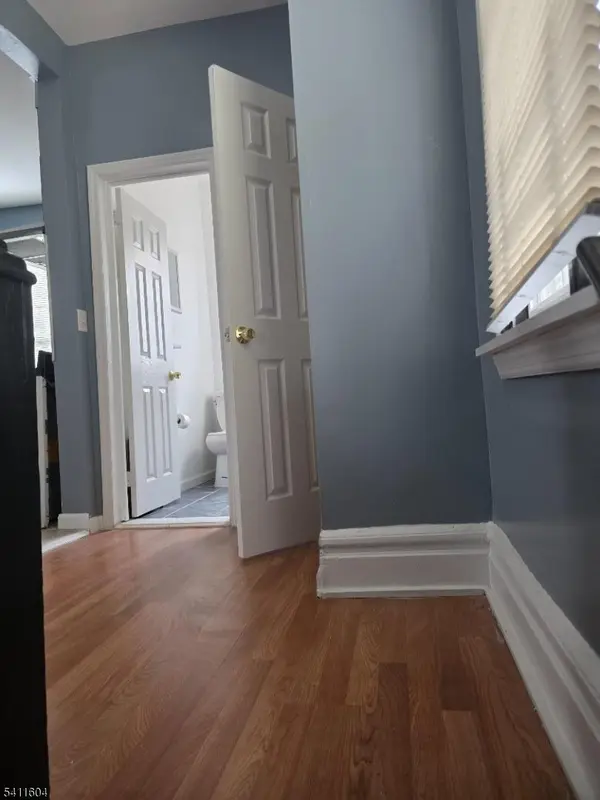 1127 Grove St, Irvington Twp., NJ 07111