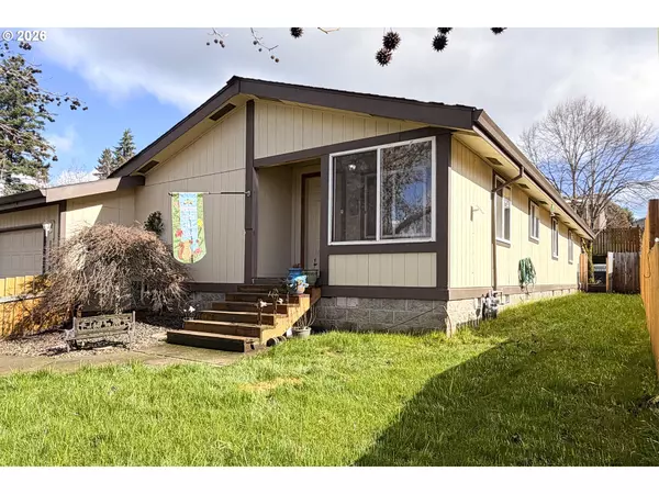 Sandy, OR 97055,17848 SE SUE LN