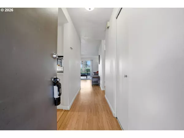 Beaverton, OR 97008,11721 SW BOONES BEND DR #9-3D