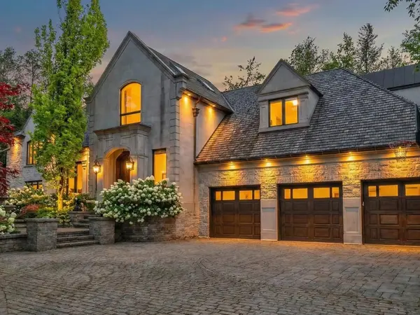 43 Woodland Acres CRES, Vaughan, ON L6A 1G1