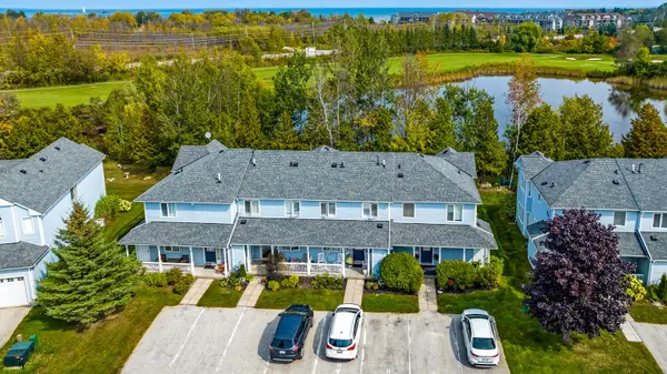 11 Sundial CT #11, Collingwood, ON L9Y 5E5