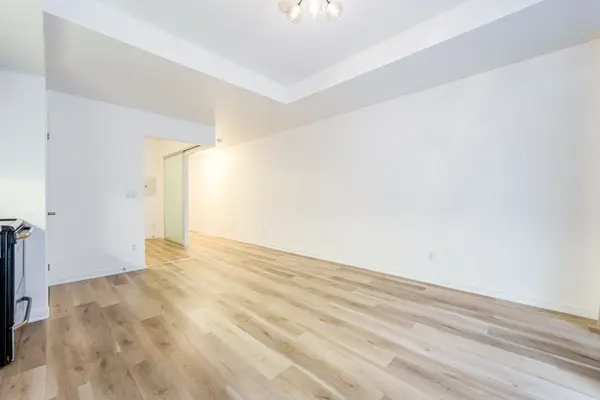 38 Joe Shuster WAY #302, Toronto W01, ON M6K 0A5