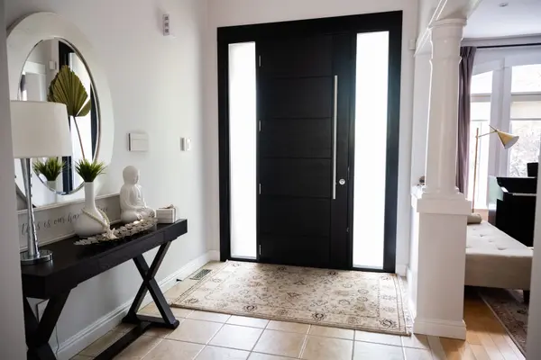 27 Lightheart DR, Caledon, ON L7C 1E3