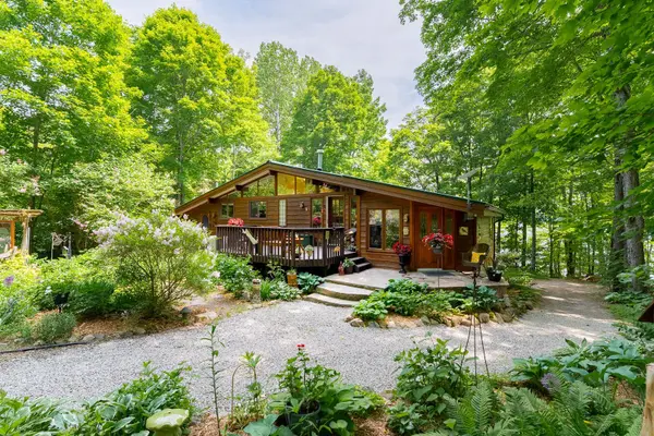 168 Lakeshore RD, Burk's Falls, ON P0A 1C0