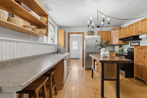 1320 Heights RD, Kawartha Lakes, ON K9V 4R3