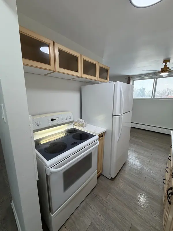 1830 Dumont ST #306, London East, ON N5W 2S1