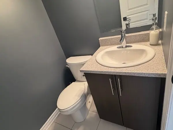 18 Madelon DR, Barrhaven, ON K2J 5C8