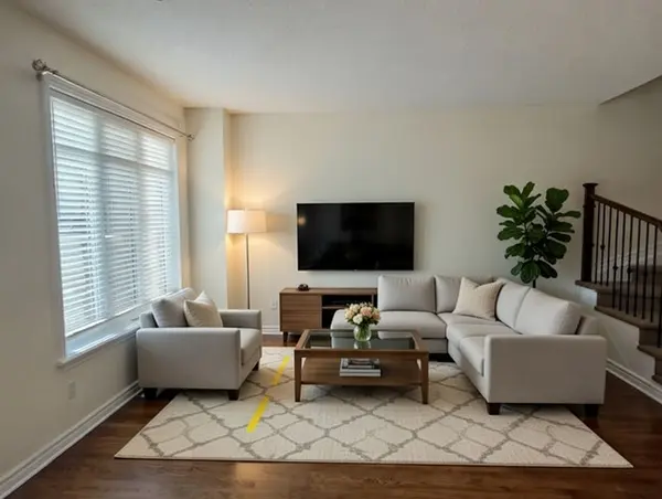 18 Madelon DR, Barrhaven, ON K2J 5C8