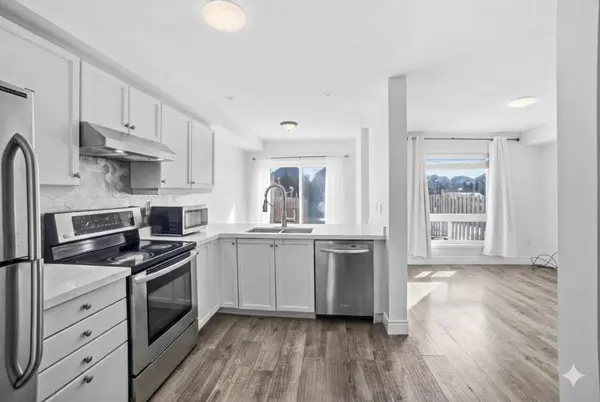 51 Bradley AVE, Hamilton, ON L0R 1C0