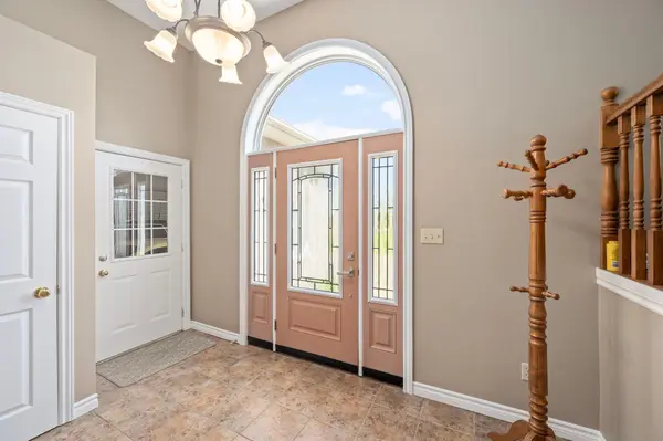 20437 Melbourne RD, Southwest Middlesex, ON N0L 1T0