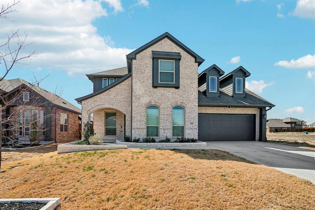1309 Foxtail Court, Godley, TX 76044