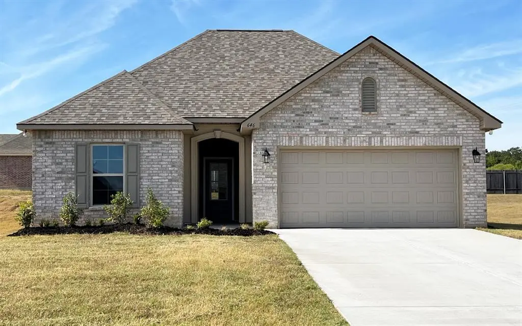 646 HILLTOP Circle, Shreveport, LA 71107
